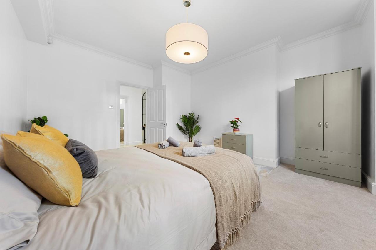 شقة Harrods 2 Bed Lux Flat W/Patio لندن المظهر الخارجي الصورة